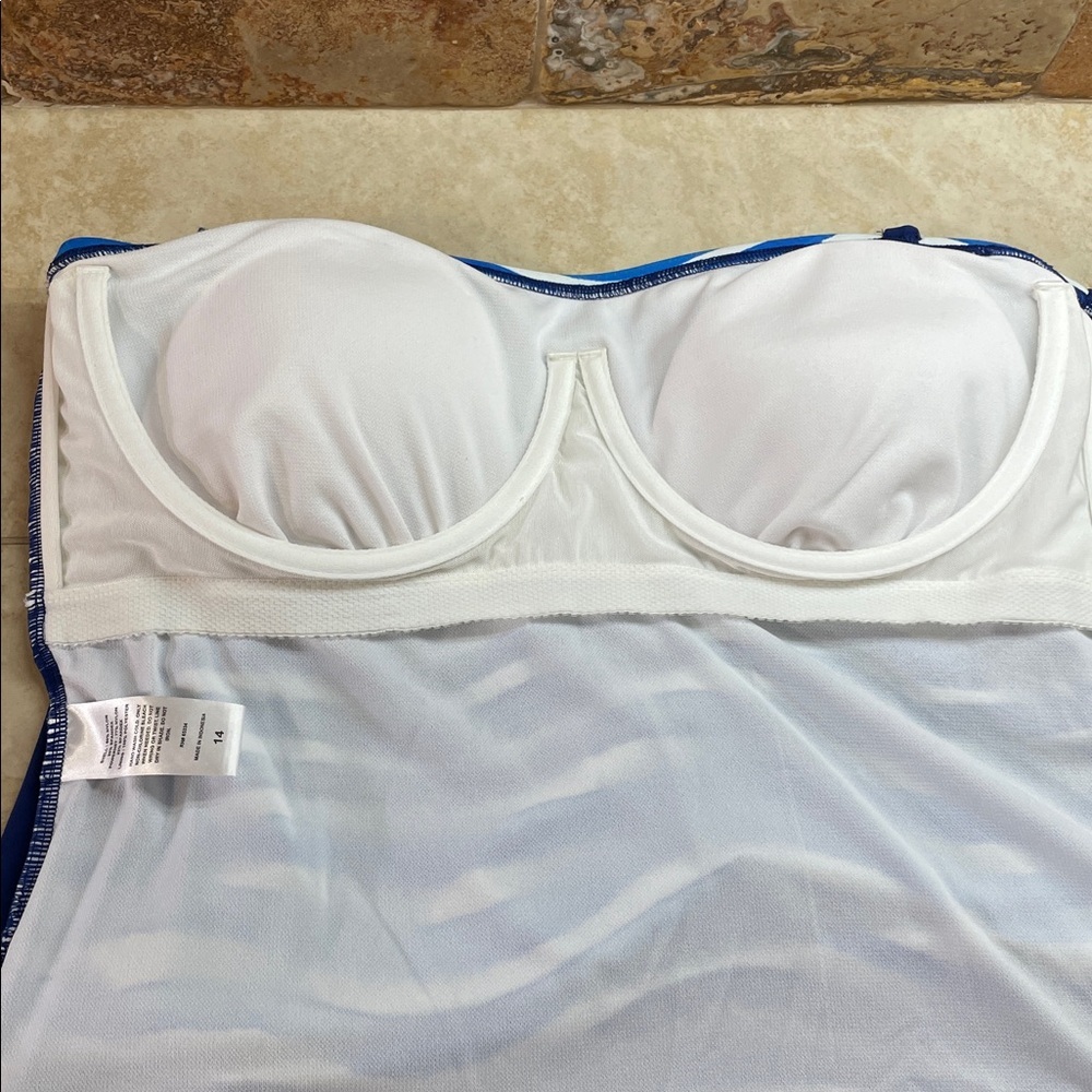 Tankini Top Size 14 Blue Wave Stripe Swimwear White American Beach Swimsuit - Picture 5 of 12